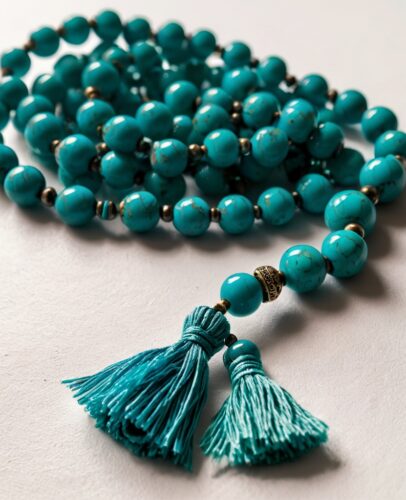 Leonardo_Kino_XL_A_single_Islamic_rosary_with_turquoise_beads_2