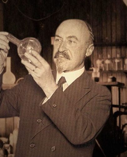 Leo-Baekeland-2-930x563